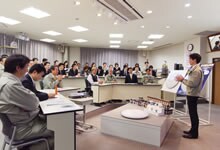 新商品開発会議の様子