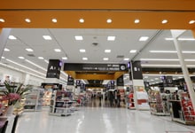 店舗(埋込型LEDベース照明)