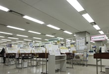公共施設(直管LEDランプ)
