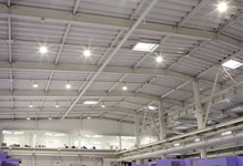 工場(高天井用LEDランプ)