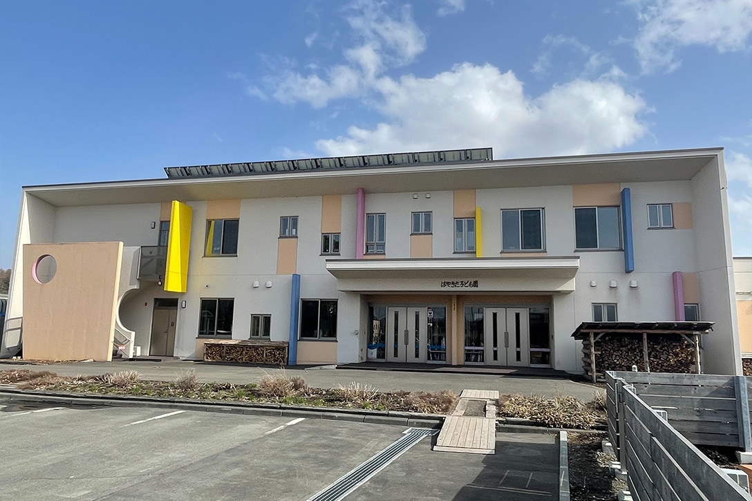 公私連携・幼保連携型認定こども園<br>学校法人リズム学園 はやきた子ども園 様