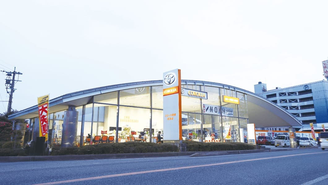 トヨタカローラ福岡 志免店 様