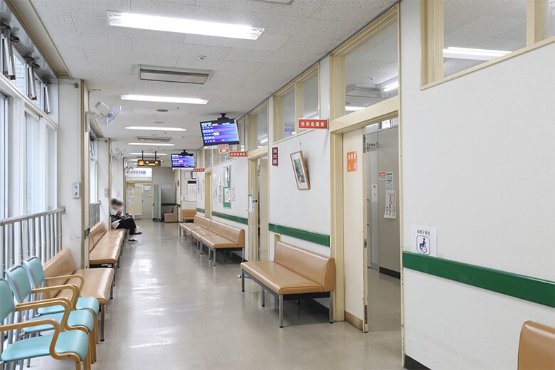 日本赤十字社 長野赤十字病院 様 LED照明使用イメージ