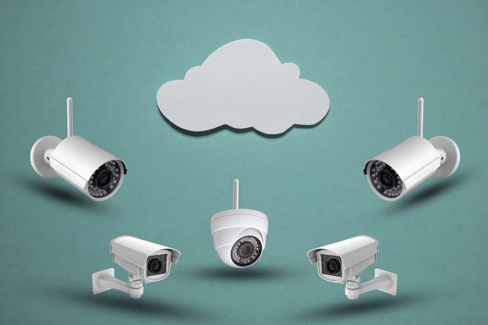 様々な種類の防犯カメラ