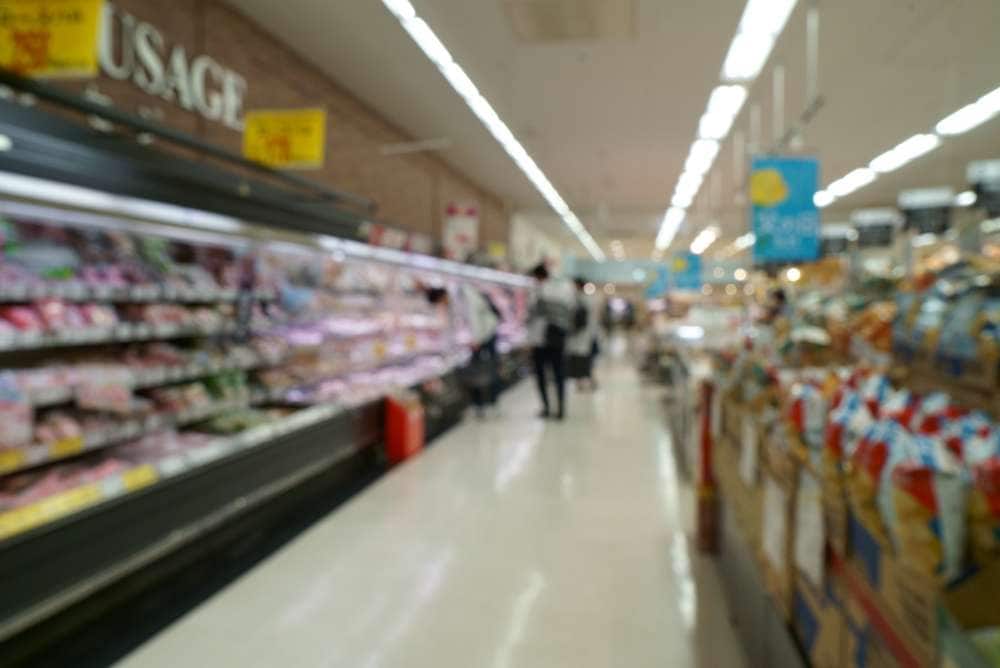 スーパーの食品売り場