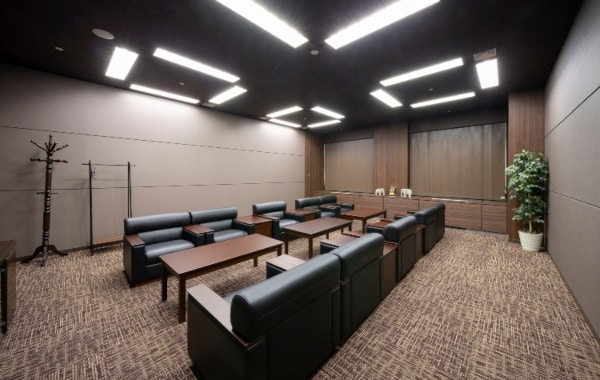 DCMホールディングス株式会社 様