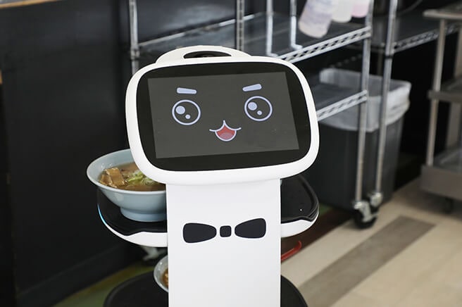 Keenbot T8液晶画面の顔