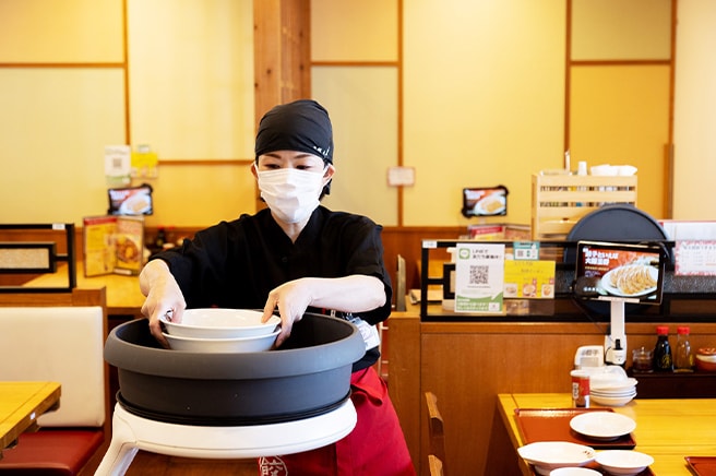 下げ膳にServiが活躍