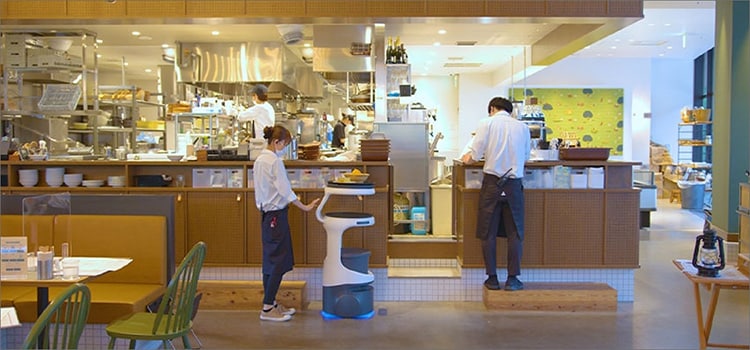 写真：100本のスプーン 立川店 様