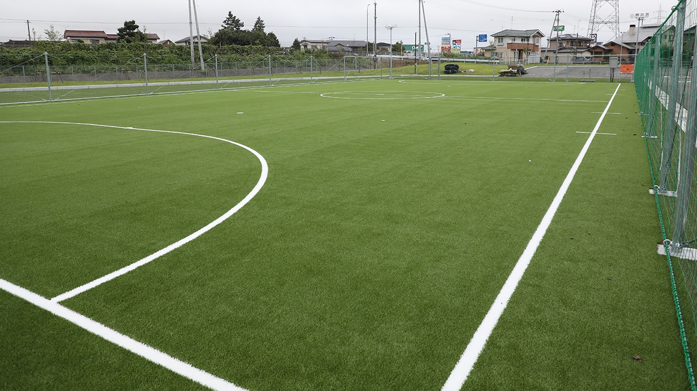 アイリスオーヤマ株式会社　大河原工場　人工芝ミニサッカーコート（宮城県）