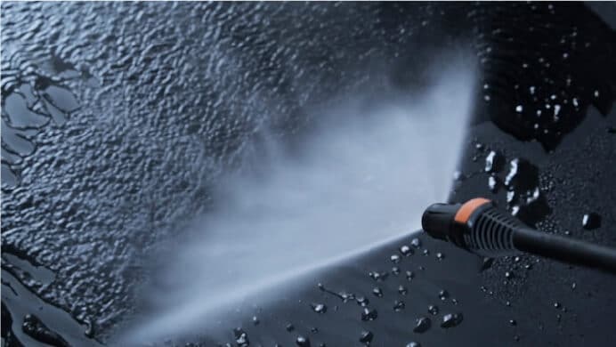 水道がないところにも使える タンク式高圧洗浄機｜アイリスオーヤマ