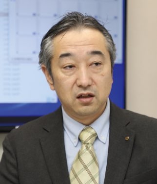 LED開発部　マネージャー　奥村 明彦 
