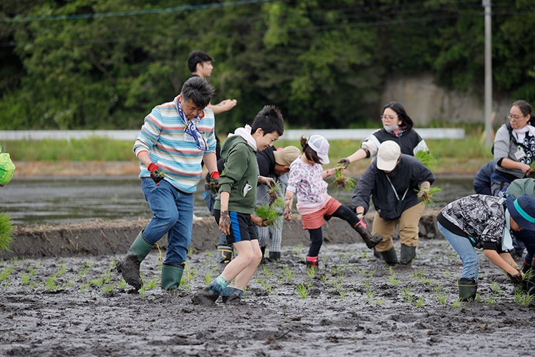 足を取られながらもみんなで協力して楽しみました