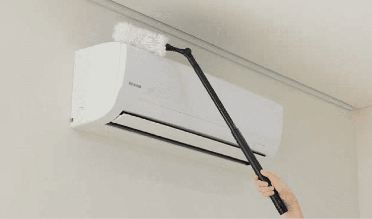 除電プレートで除電、パワーブラシでほこりをかき出ししっかり吸引