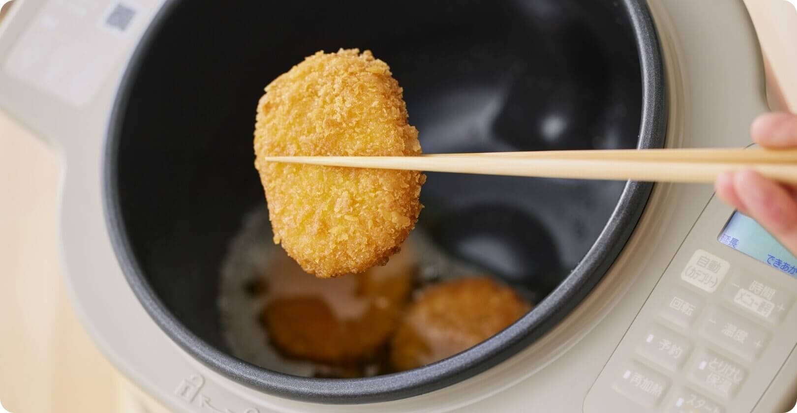 <span>お惣菜のコロッケやとんかつなど</span>お惣菜の温め直しに