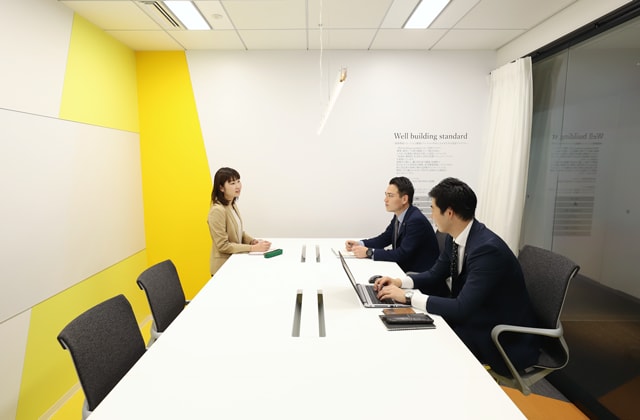 AREA4
