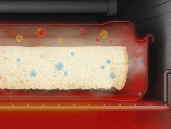熱と香りを閉じ込め、水分を食パンに含ませながらしっとり焼き上げる