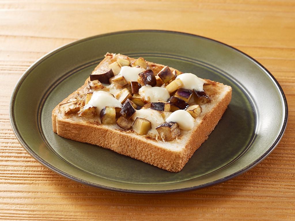 ナスチーズトースト