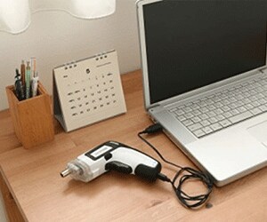 リチウムイオンバッテリー搭載で、コードを気にせず使用できる