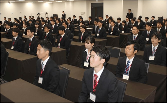 内定式の様子