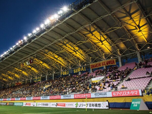 サッカー場の照明