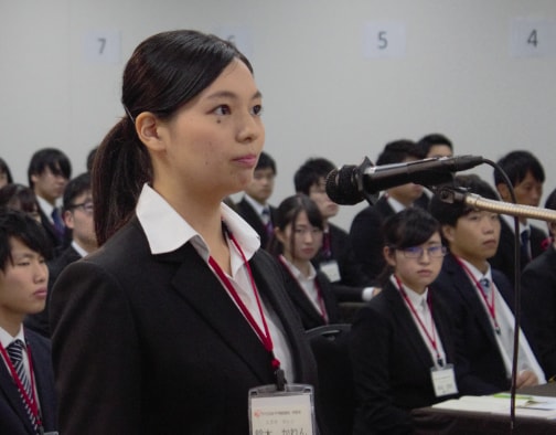 内定者代表による答辞