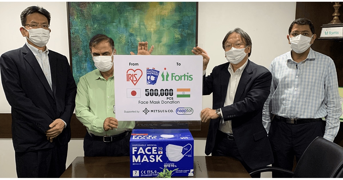 Fortis Healthcare Ltd.へのマスク贈呈の様子(7月21日)