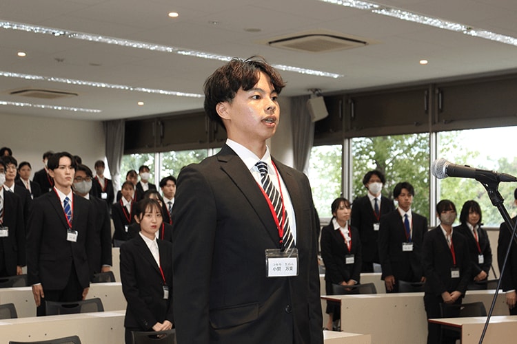 答辞　内定者代表　小関 万葉（こせき かずは）さん