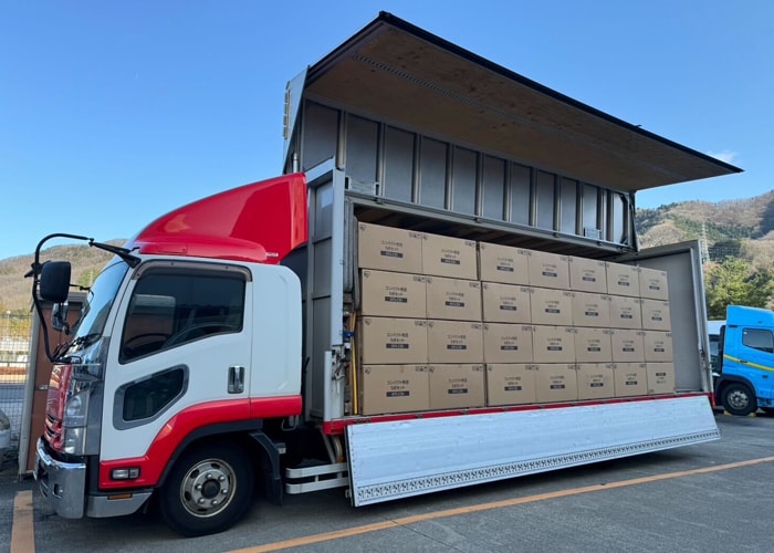 出荷の様子（米原工場）
