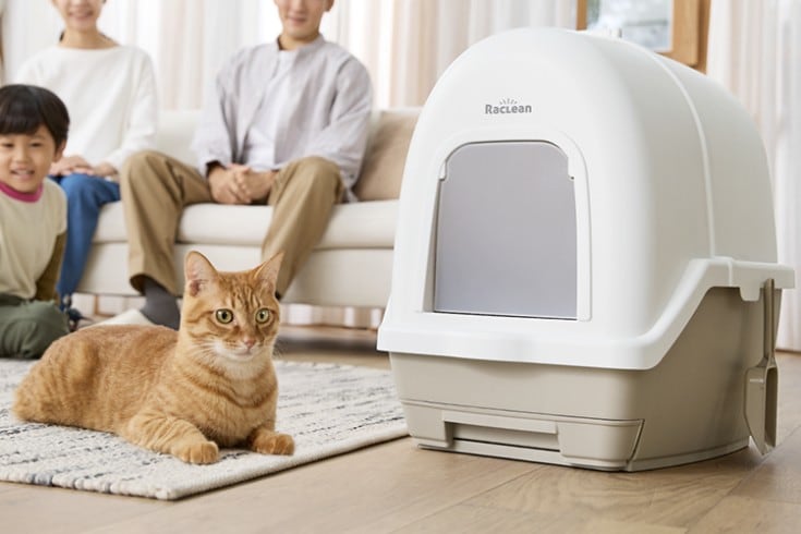RacLean 炭脱臭ファン付き猫トイレシーン