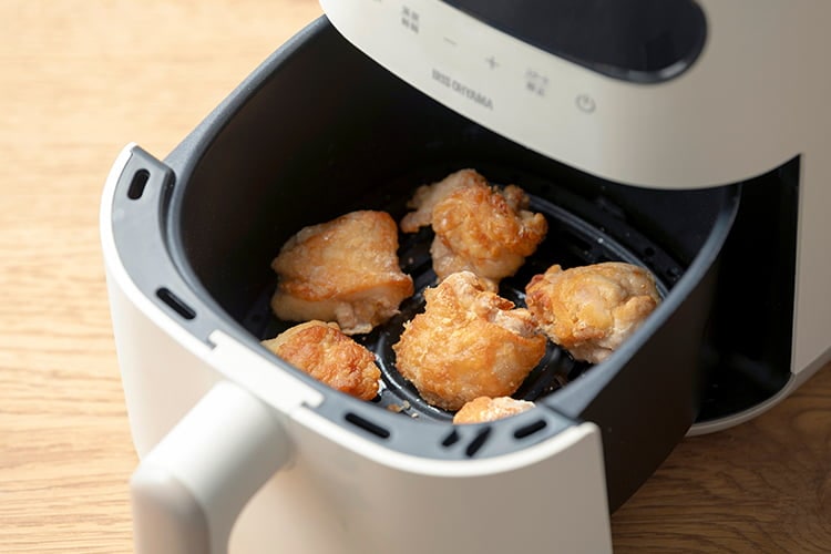 過熱水蒸気エア フライヤー から揚げシーン