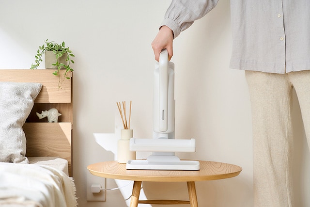 充電式紙パックふとんクリーナー スタンド設置