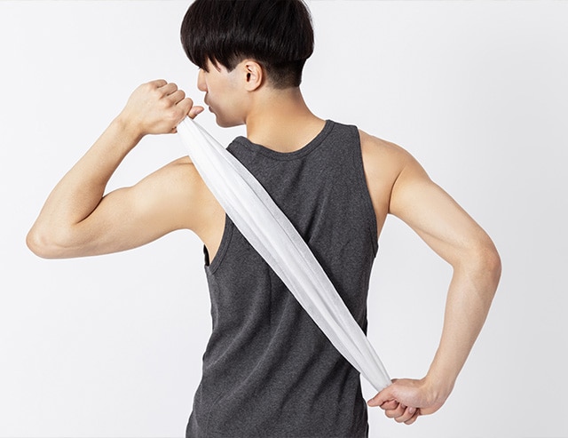 超大判サイズで首にかけたり背中の汗を拭いたりできる個包装タイプ。