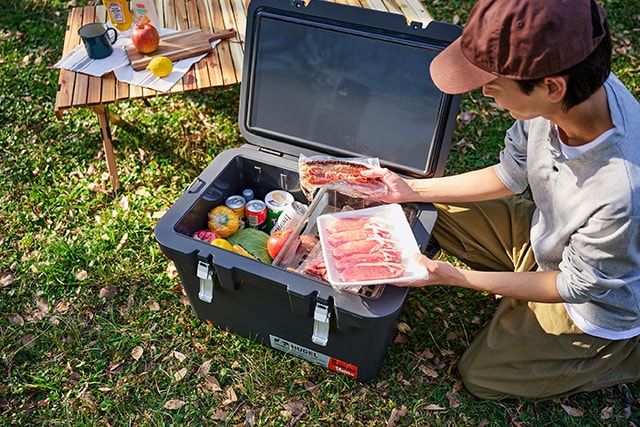 HUGEL真空断熱クーラーボックス 付属のインナートレーを活用