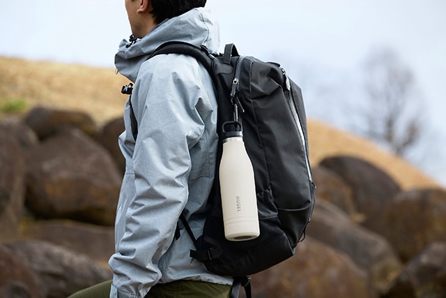 HUGEL 真空断熱マグボトル 使用イメージ