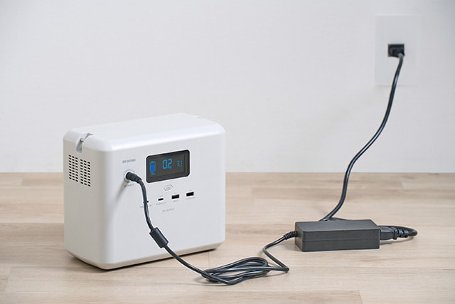 充電しながら給電できるパススルー機能