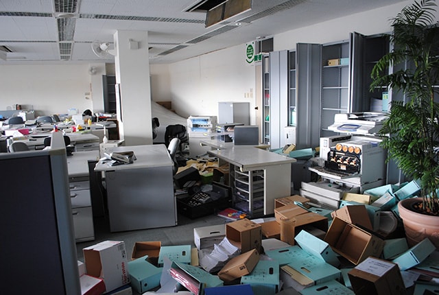 東日本大震災時の宮城県内のアイリスグループのオフィスの様子