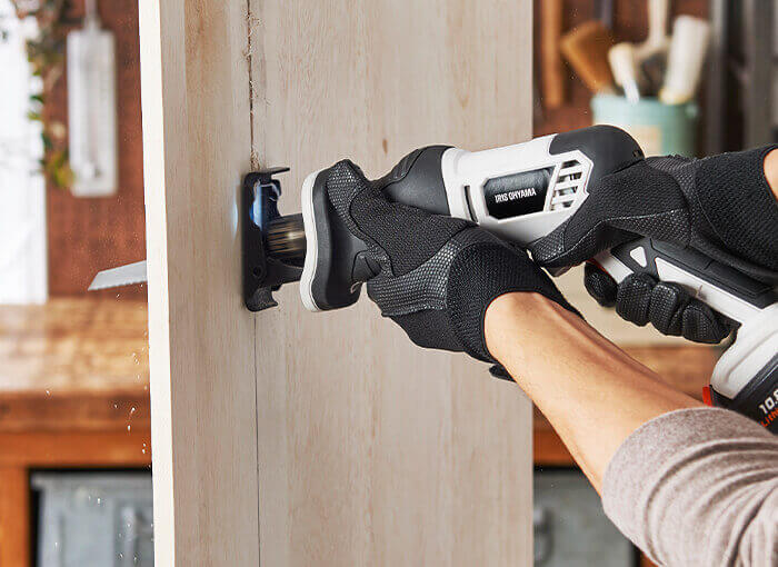 レシブロソー使用シーン