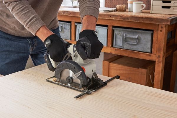 充電式丸のこ｜電動工具10.8Vシリーズ｜電動工具・電源・蓄電｜工具