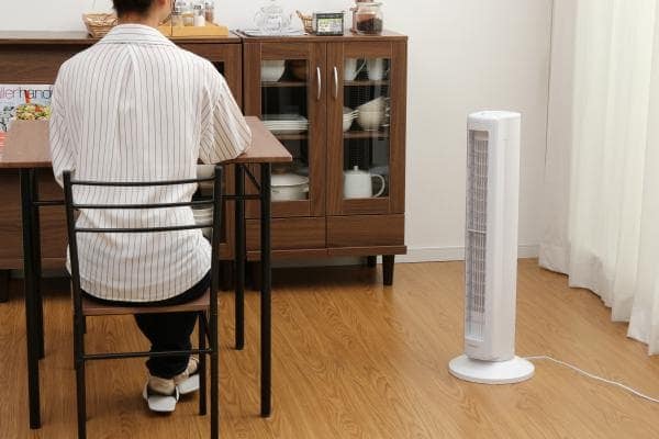タワーファン 上下可動ルーバータイプ｜タワーファン｜タワーファン・扇風機・ハンディファン・卓上扇｜季節家電｜電化製品｜商品情報｜アイリスオーヤマ