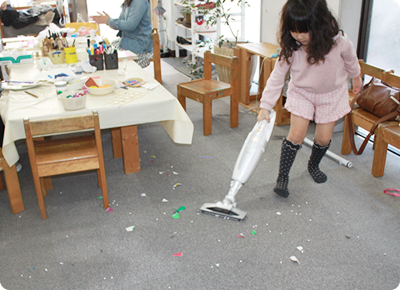 延長パイプを外せば、背が低いお子様でも使うことができます