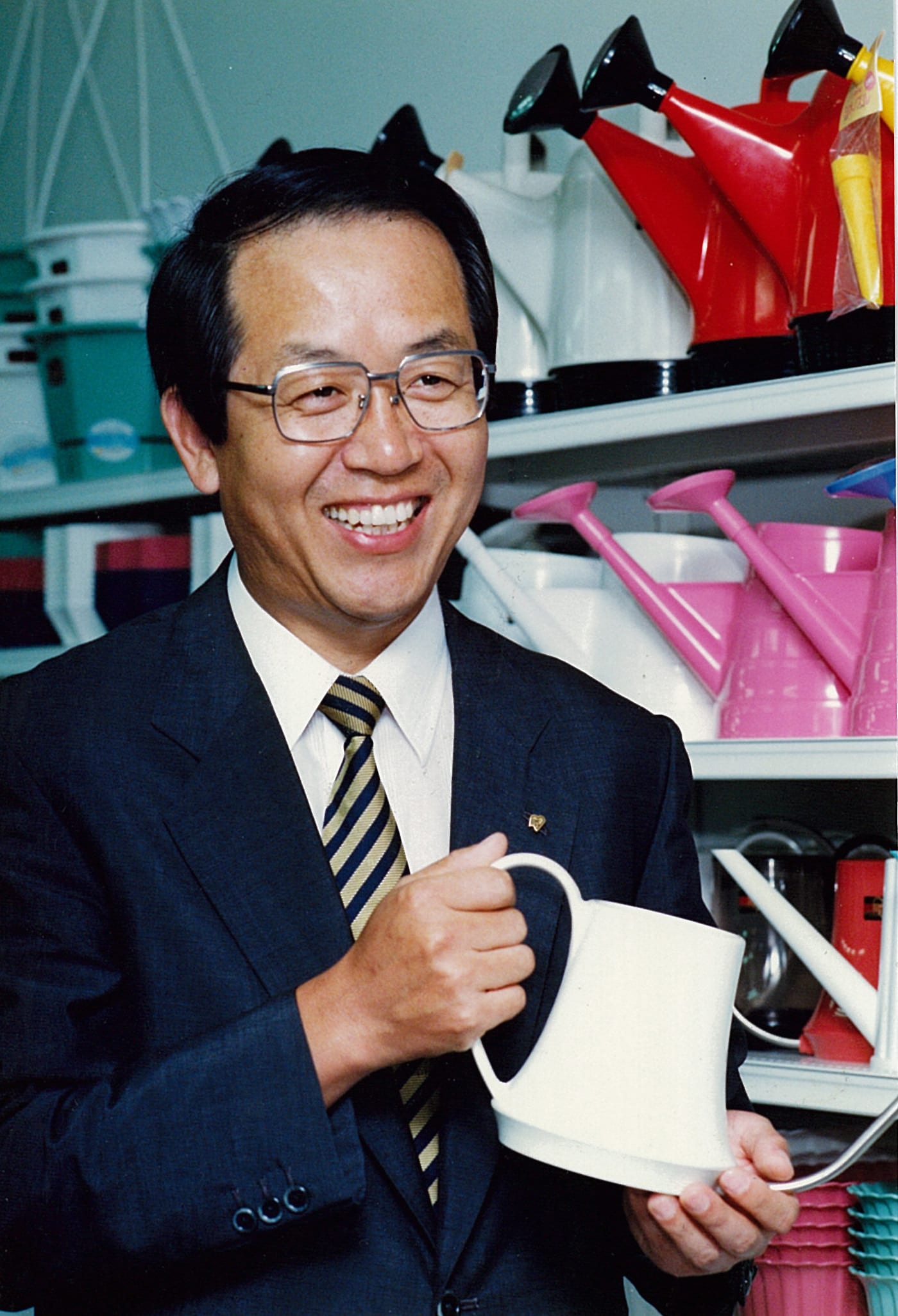 園芸用品は季節性が高く、オフシーズンの工場稼働率低下が課題だった