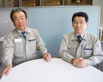 生産技術部・小野(右)/桑島(左)